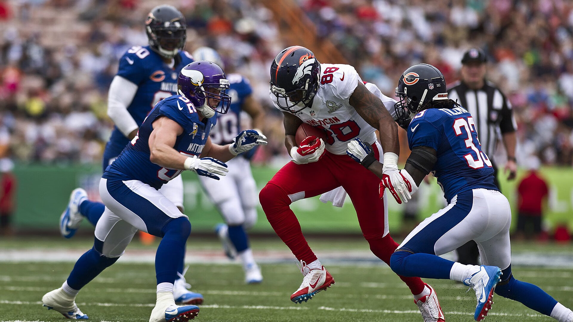 2001年西部决赛：沙奎尔·奥尼尔在对阵太阳的比赛中表现惊人，带领湖人实现逆转，成功晋级总决赛，当赛季夺冠。